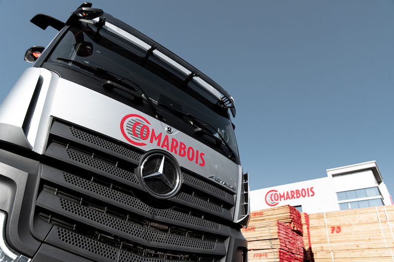 La qualité de nos camions s’aligne avec notre vision Les camions de Comarbois sont occupés par des systèmes de géolocalisation précis afin de vous assurer une livraison en 24H