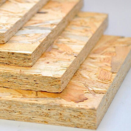 (Français) L’osb est disponible chez Comarbois en essence sapin pour vos différentes utilisations : agencement, menuiserie, construction, maisons ossature bois